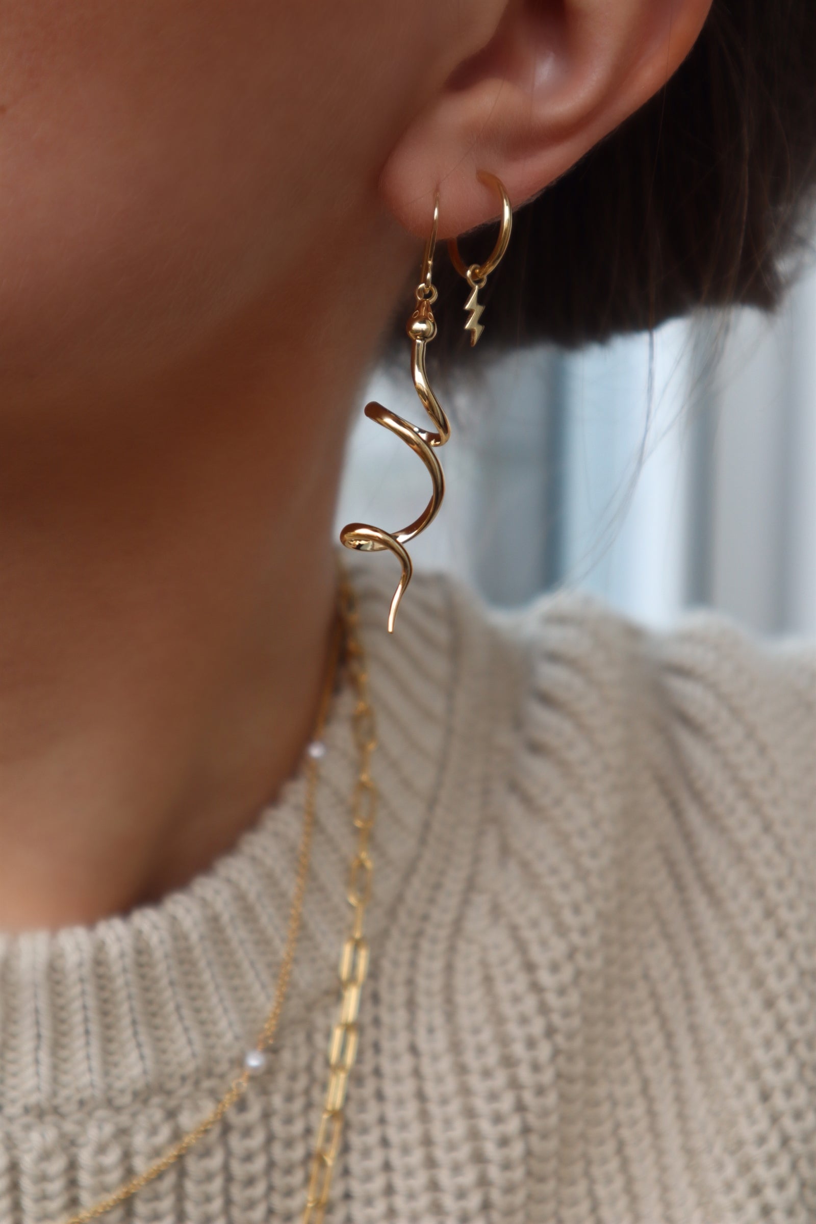 LIGHTNING BOLT HOOPS