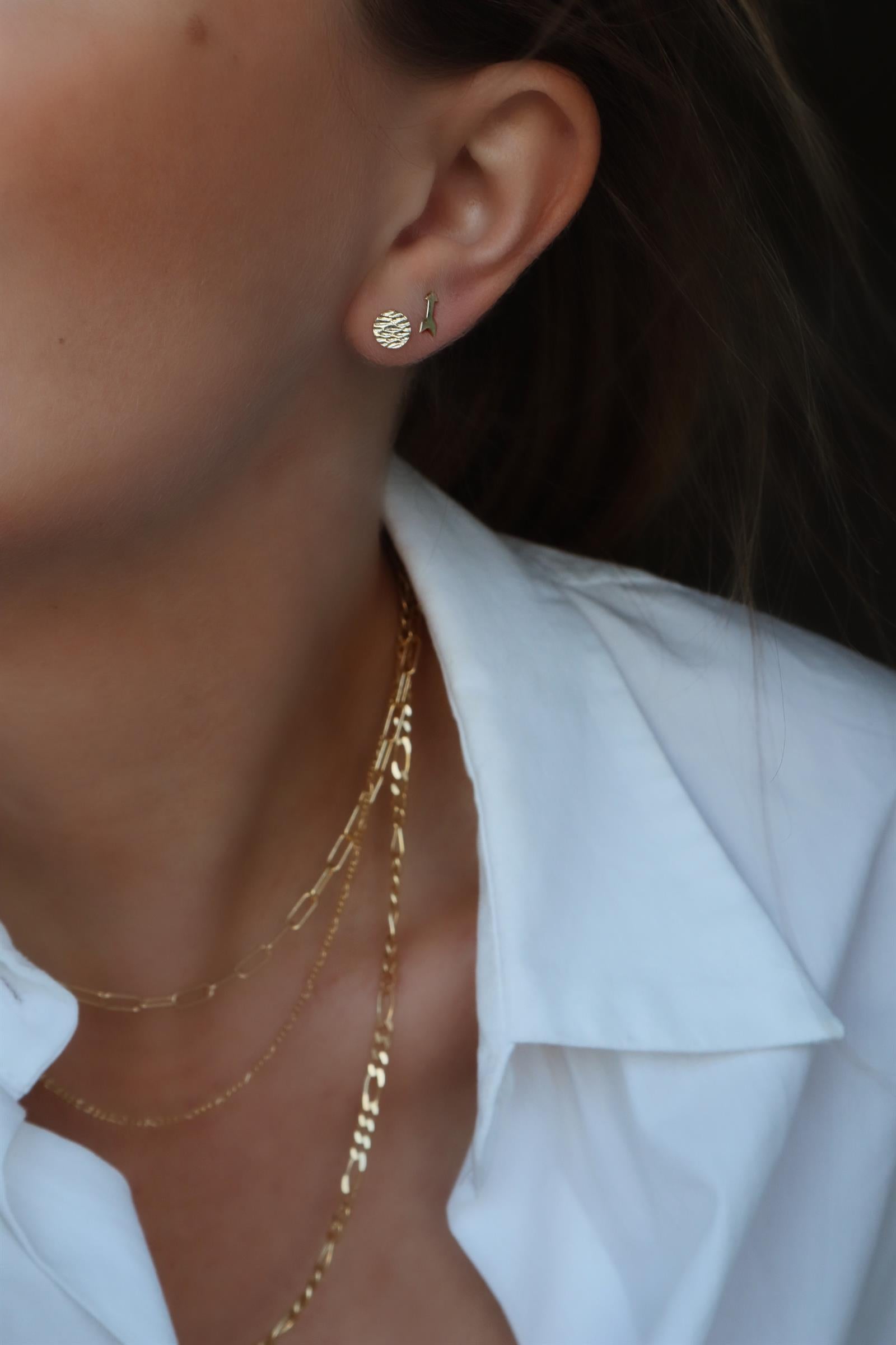 ARROW STUDS