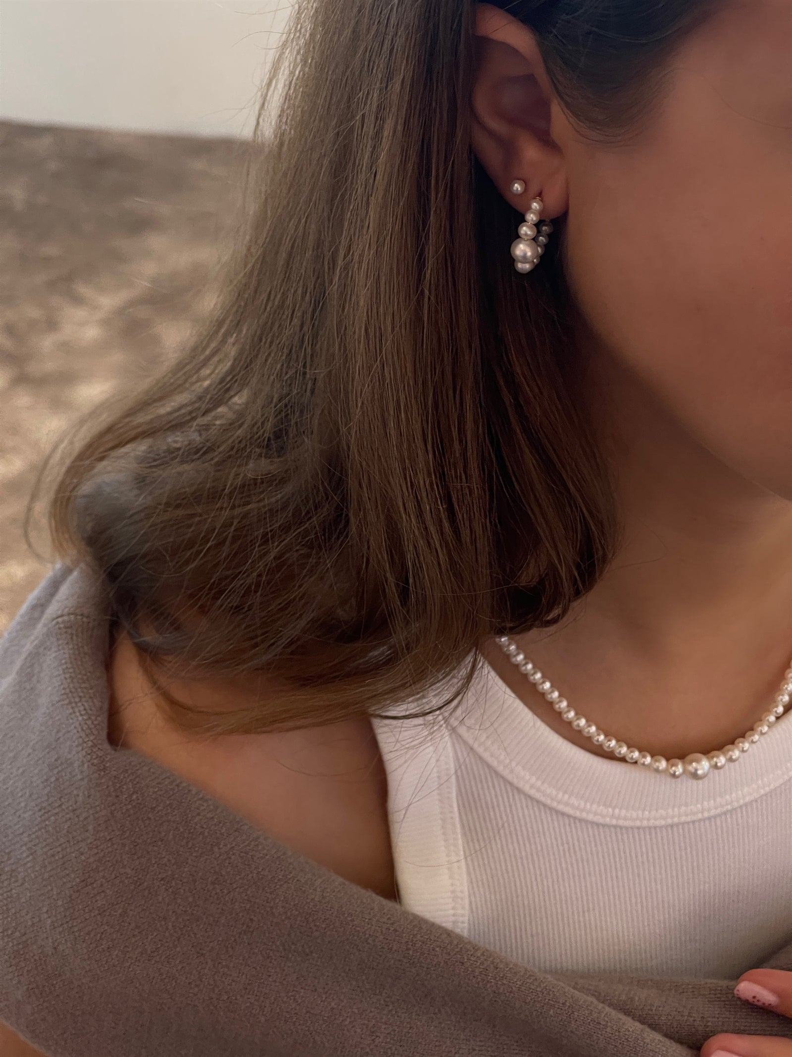 CORDELIA PEARLY HOOPS