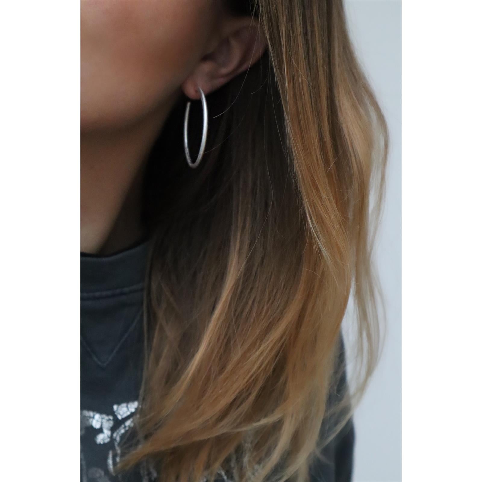 GRACEFUL HOOPS