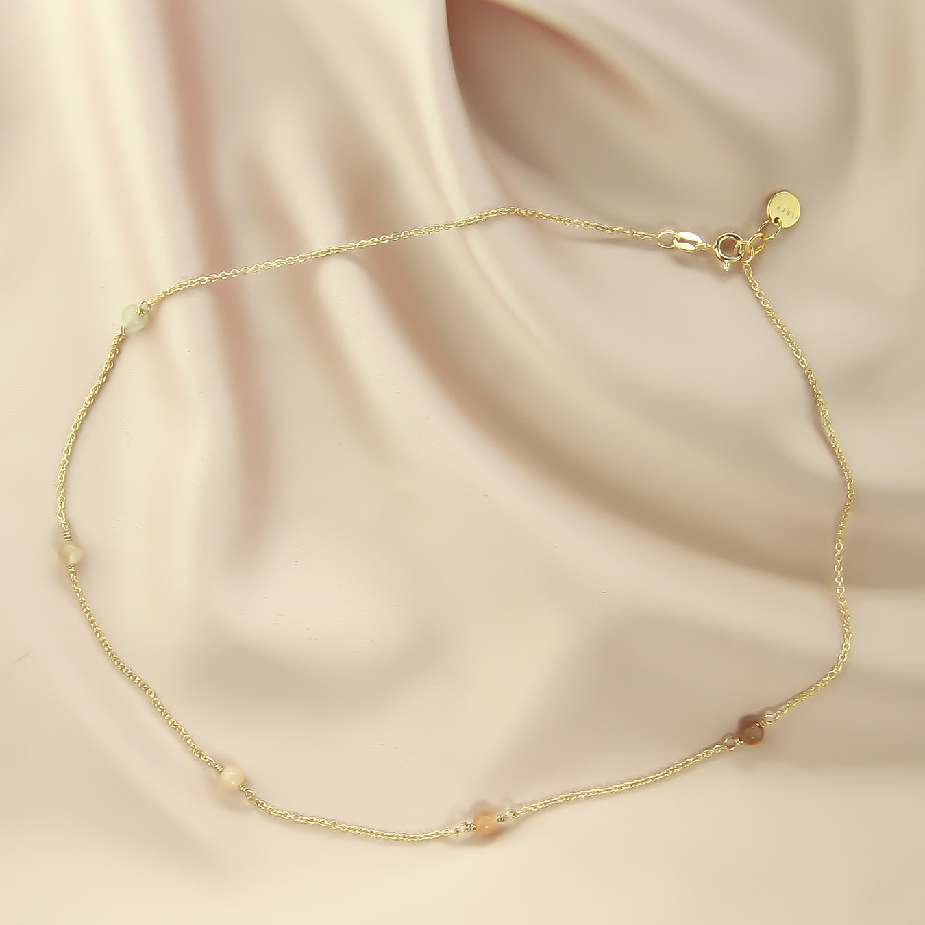 NUDE MOONSTONE