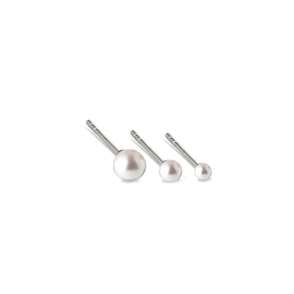 PEARL STUD MEDIUM